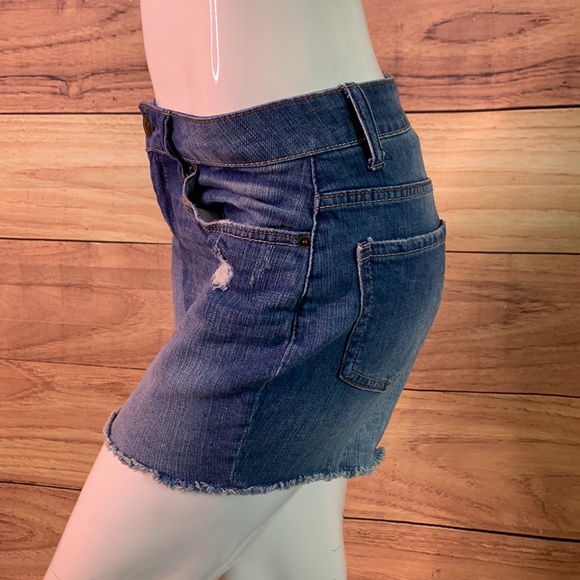 Time & Tru short blue Jean bottoms s true medium wash denim summer fringe sz 6 - Picture 9 of 15